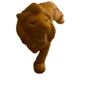 Vintage Atlantic Mold Light Brown Ceramic Roaring Lion
